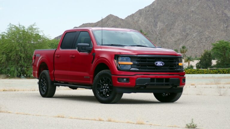 2024 Ford F 150 XLT FX4 front
