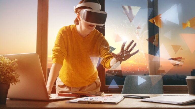 Practical Applications And Benefits Of AR And VR In LD