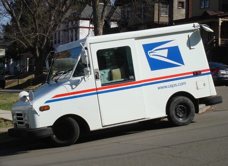 small usps truck 2